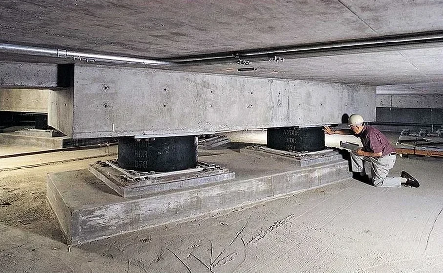 Projeto de Isolamento Sísmico de Base em Sao Jose do Rio Preto